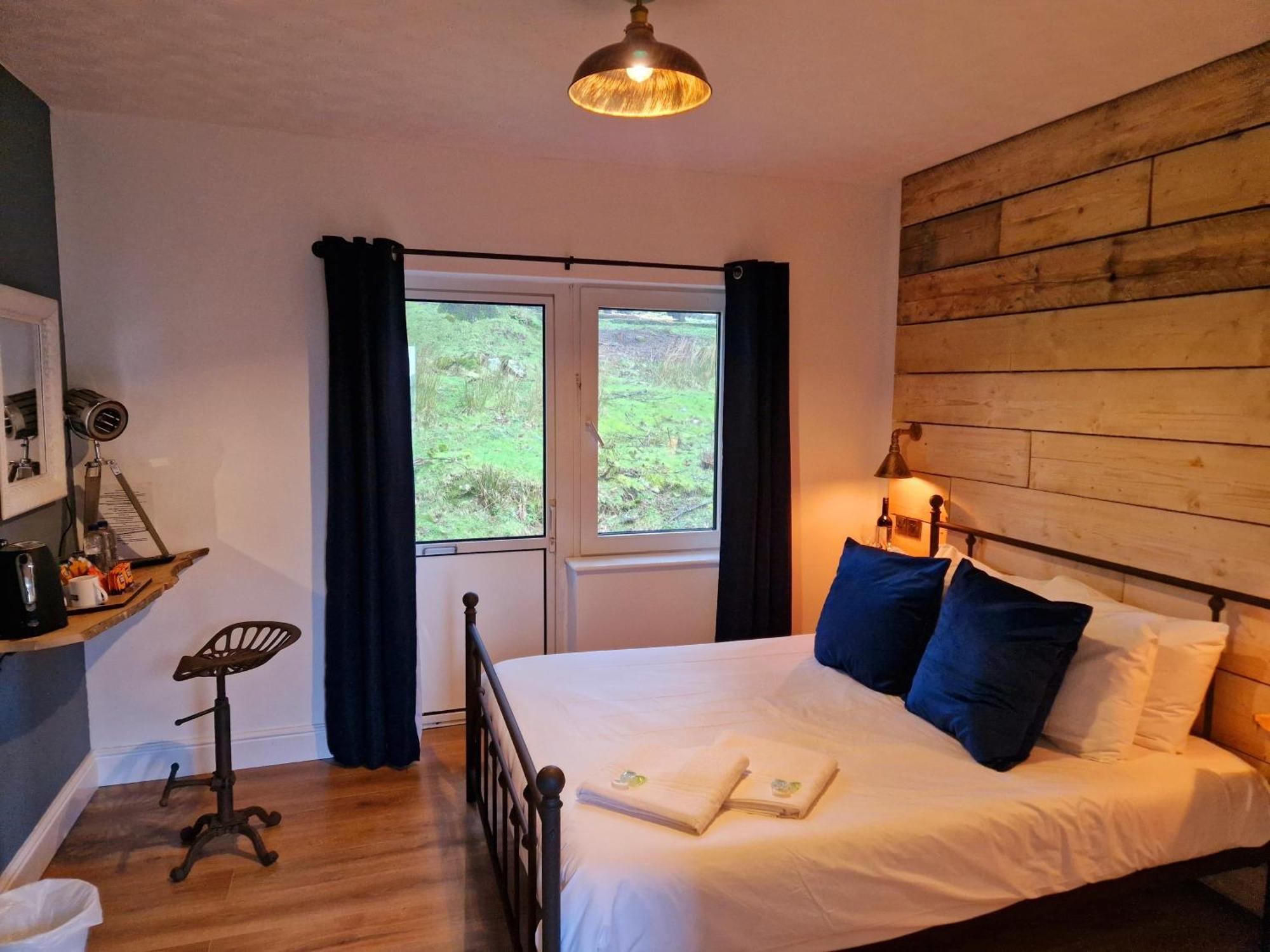 Wheal Tor Hotel & Glamping 利斯卡德 外观 照片
