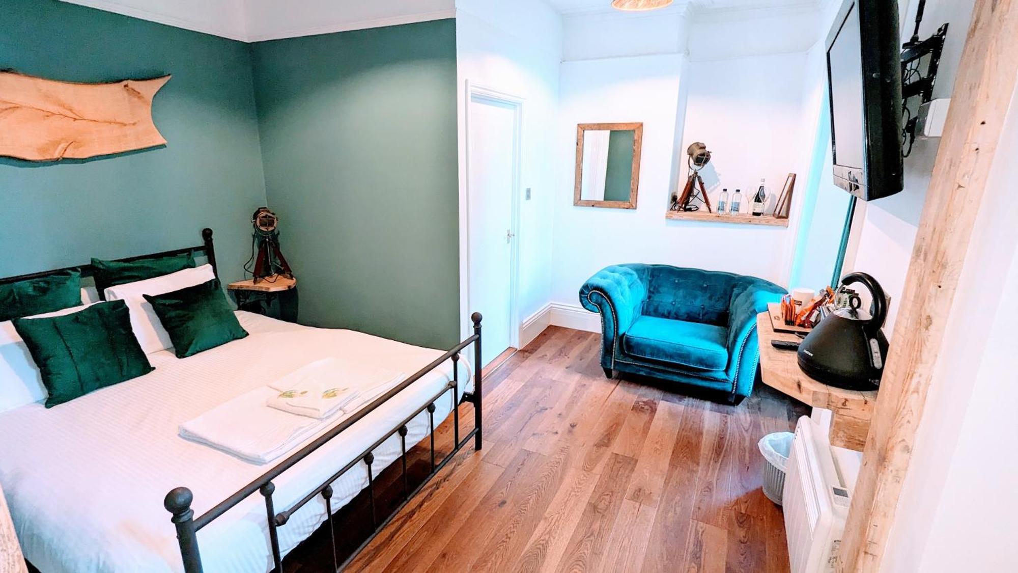 Wheal Tor Hotel & Glamping 利斯卡德 外观 照片